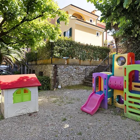 Pian Dei Boschi B4104 *